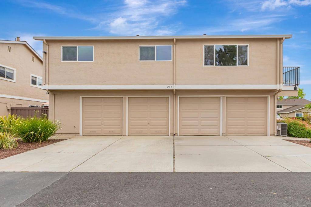 Milpitas, CA 95035,295 Rio Verde PL #4