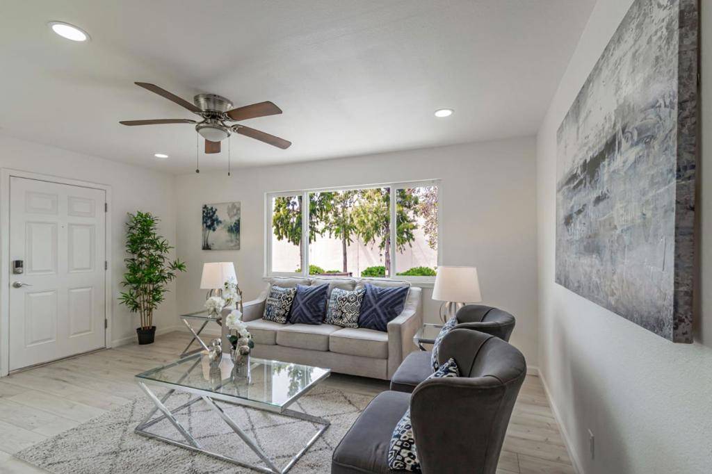 Milpitas, CA 95035,295 Rio Verde PL #4