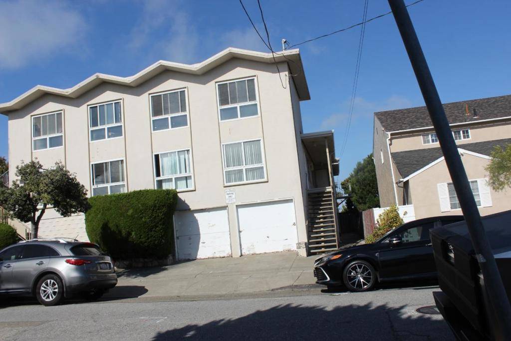 San Bruno, CA 94066,776 Green AVE