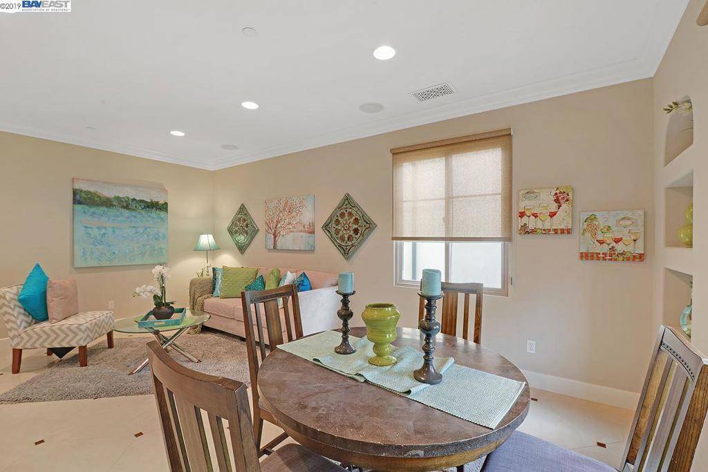 Fremont, CA 94539,549 Ficus Ter #549