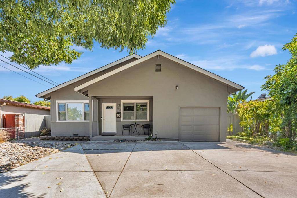 Sunnyvale, CA 94089,176 Garner DR