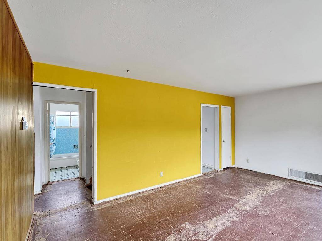 Pacifica, CA 94044,324 Glencourt WAY