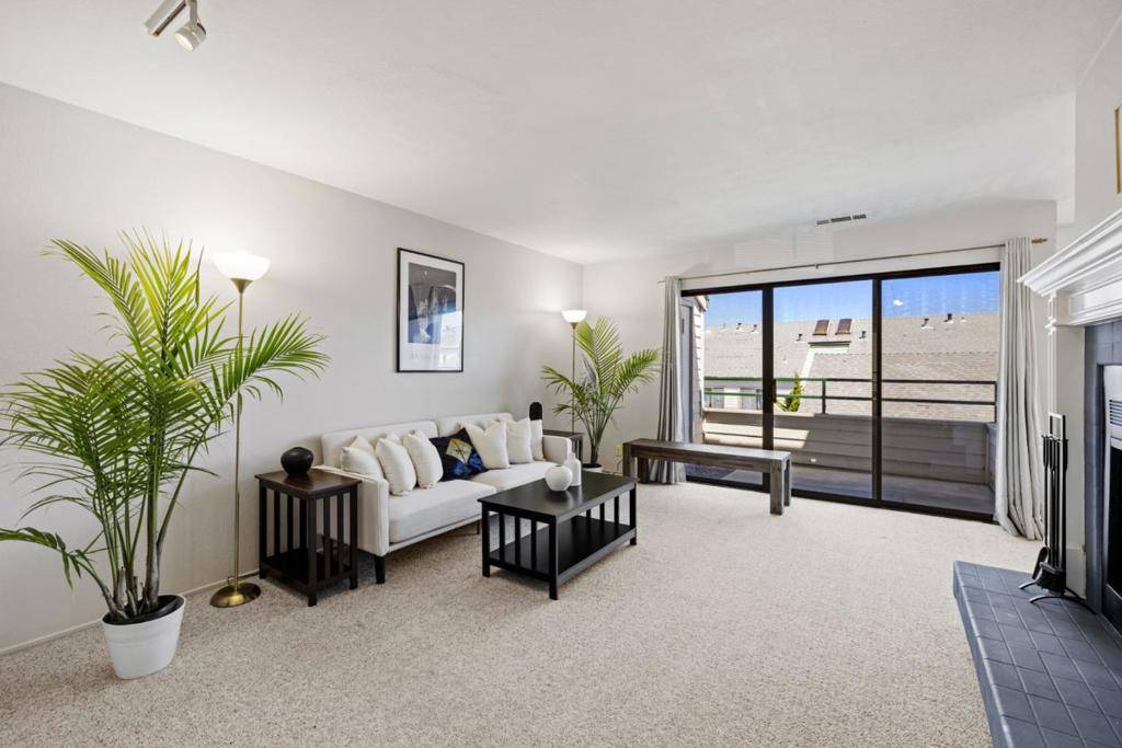 South San Francisco, CA 94080,43 Appian WAY #B