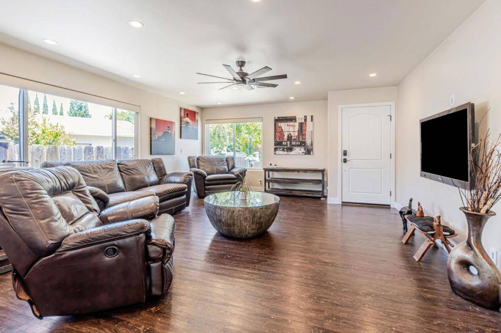 San Jose, CA 95119,321 Vineyard DR