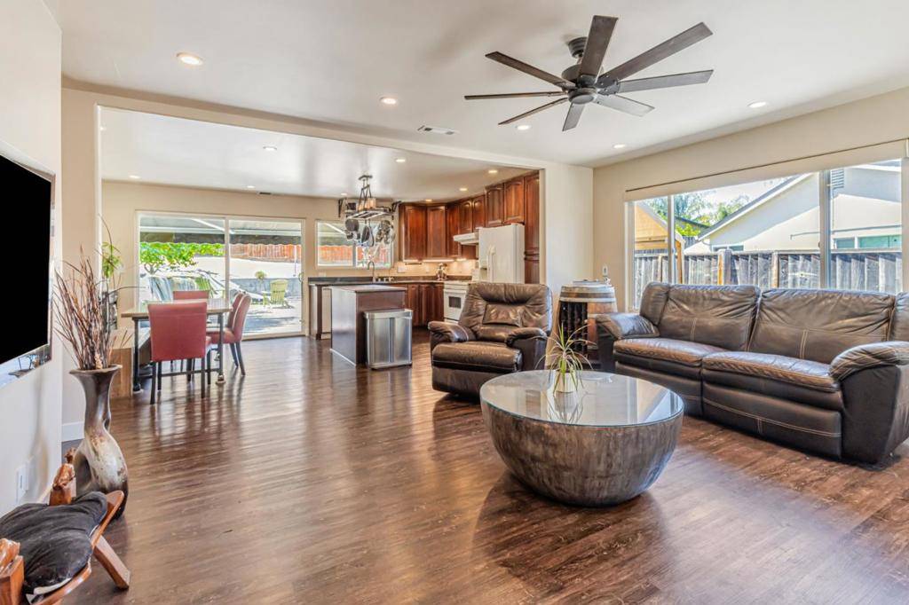 San Jose, CA 95119,321 Vineyard DR