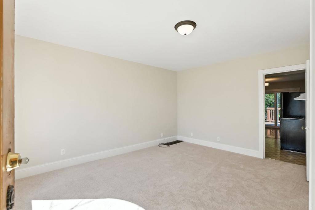 San Bruno, CA 94066,551 Green AVE