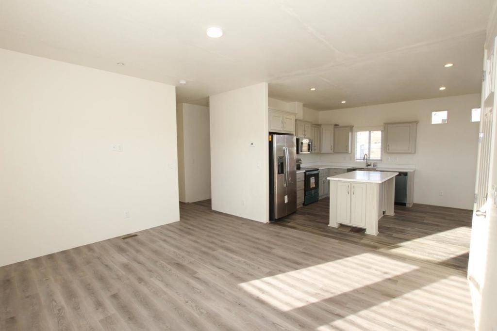 Gilroy, CA 95020,2055 Rucker AVE