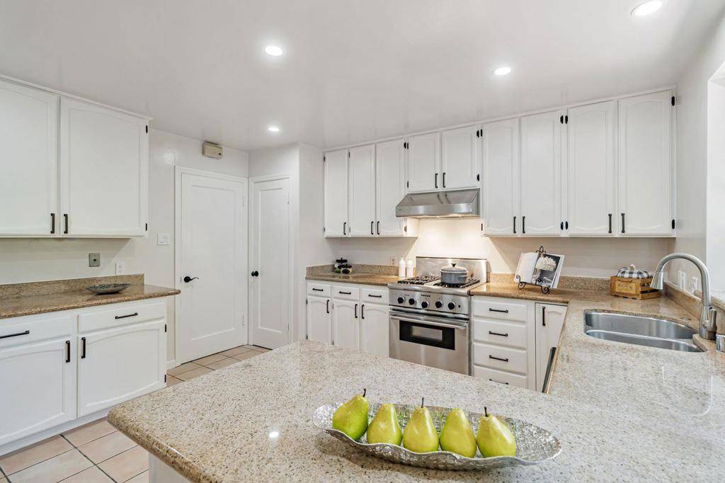 Belmont, CA 94002,833 Alameda De Las Pulgas