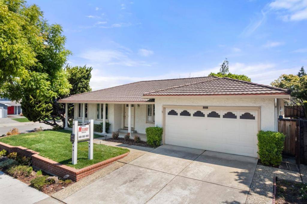 Cupertino, CA 95014,11108 Sutherland AVE