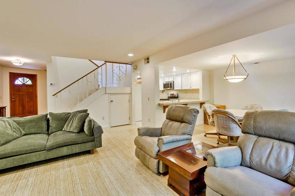 San Jose, CA 95118,1132 Cherryview LN