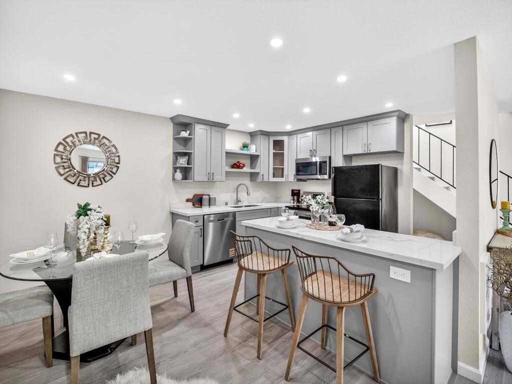 San Jose, CA 95129,380 Auburn WAY #6