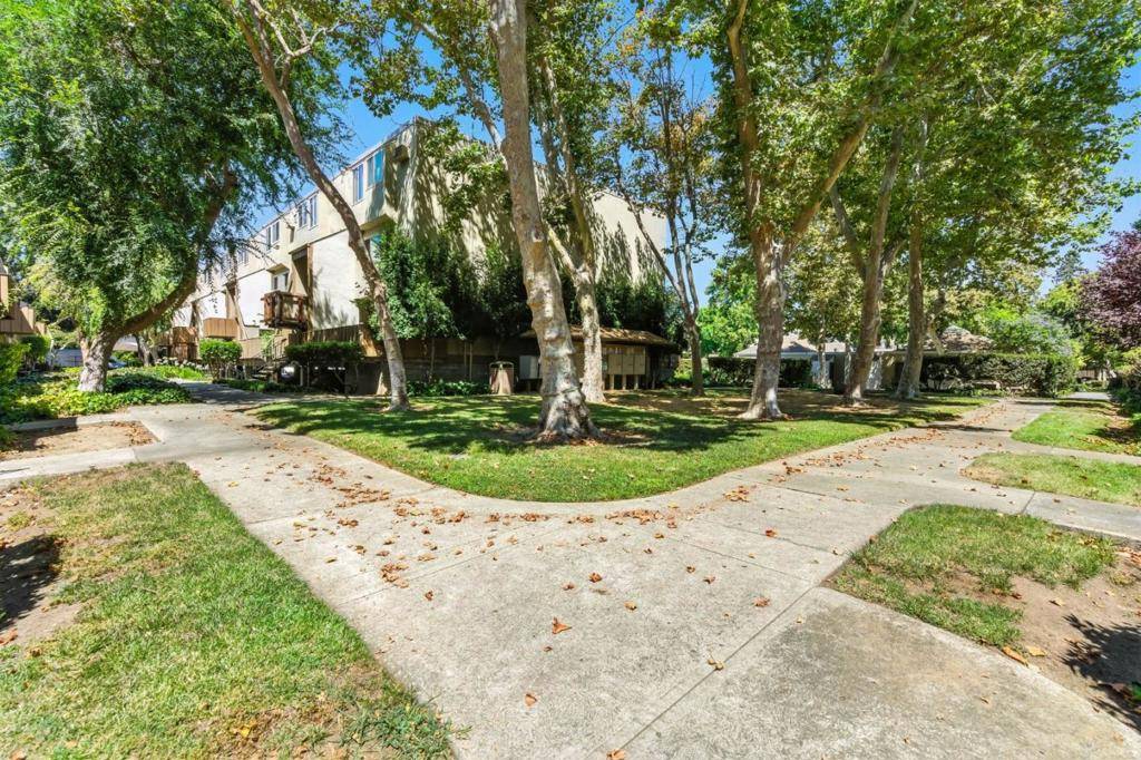 San Jose, CA 95129,490 Auburn WAY #14