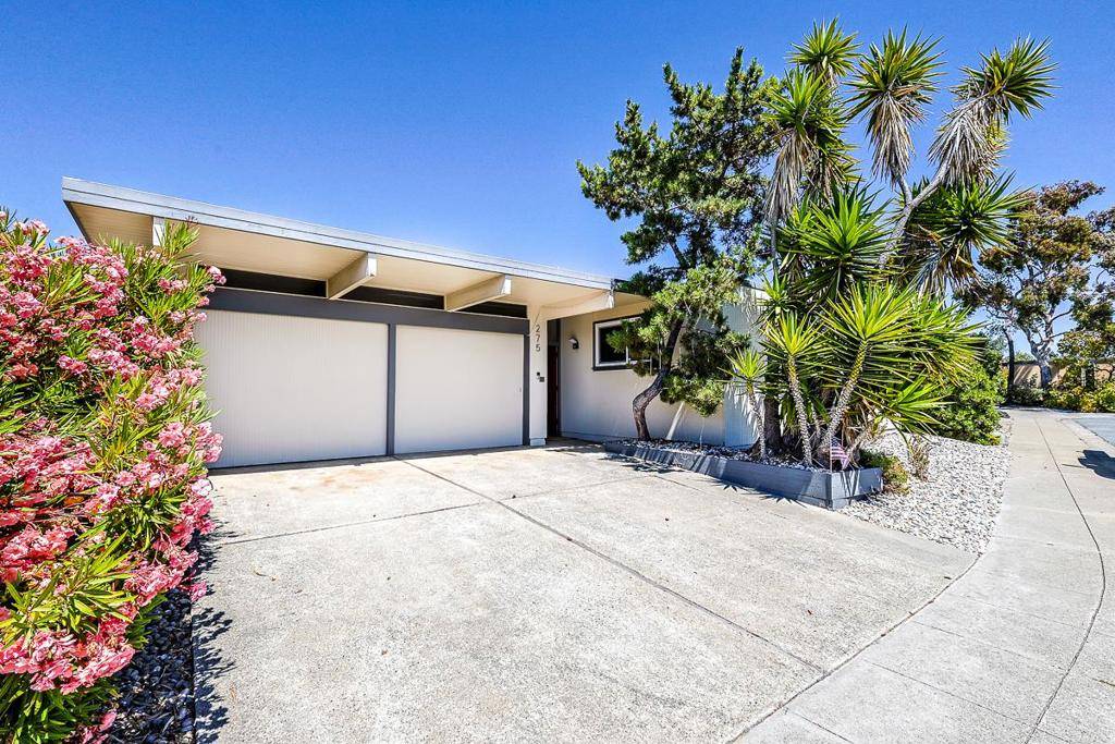 Foster City, CA 94404,275 Puffin CT
