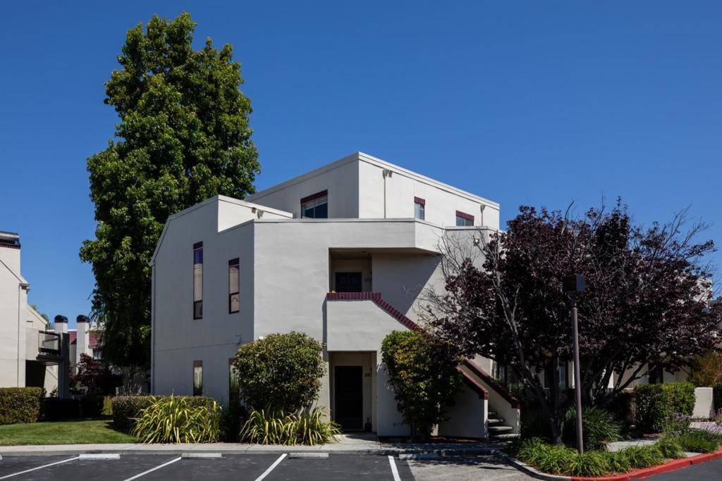 Redwood City, CA 94065,223 Shorebird CIR