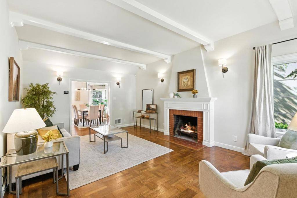 San Mateo, CA 94402,513 Castilian WAY