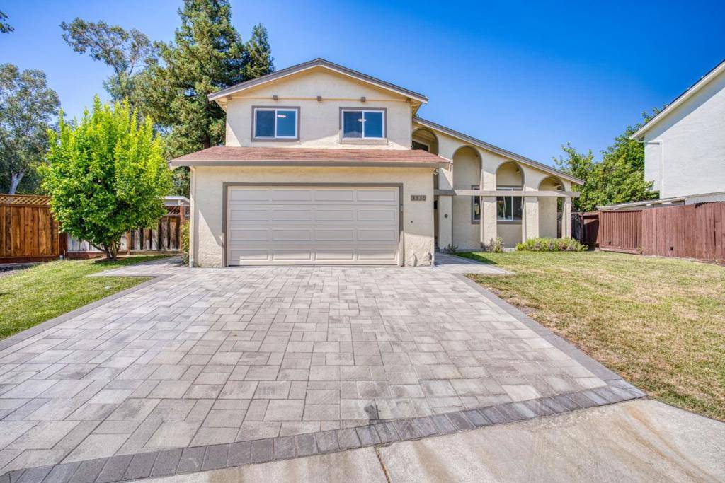 Pleasanton, CA 94588,3530 Carlsbad CT