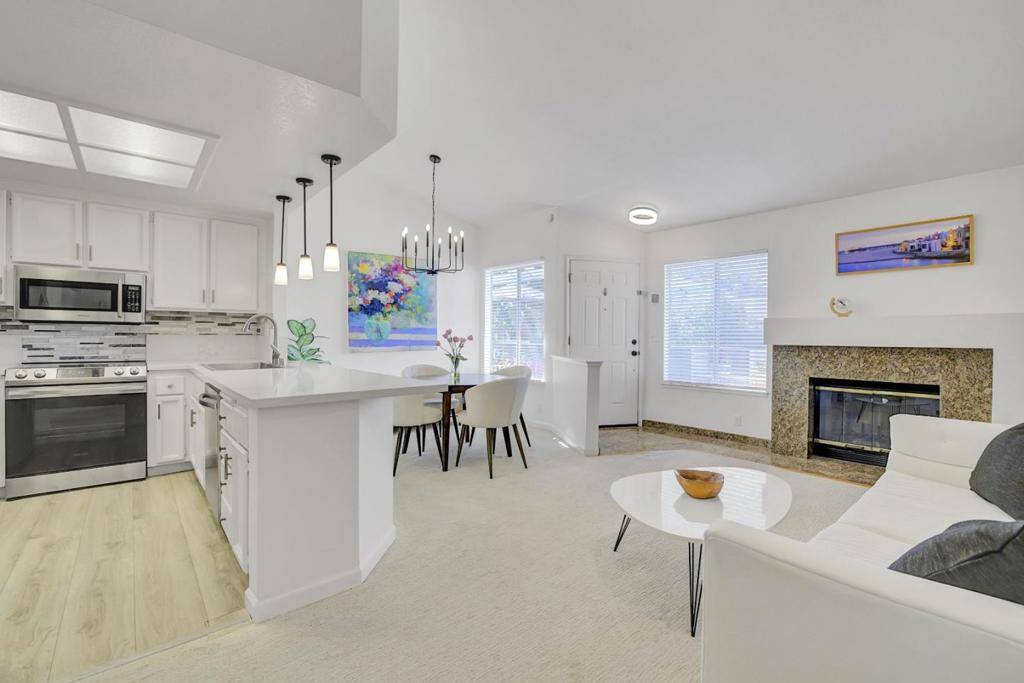 San Jose, CA 95136,40 Cherry Crest LN