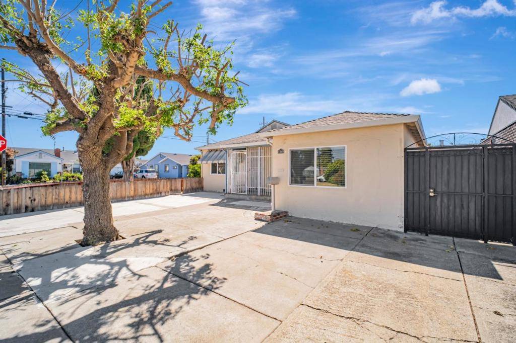 San Leandro, CA 94579,14997 Edgemoor ST