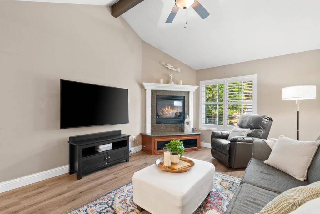 Scotts Valley, CA 95066,107 Arabian WAY