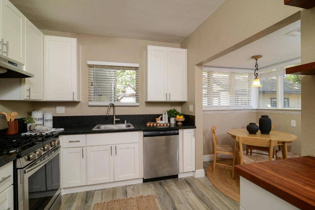 Sacramento, CA 95820,5359 14th AVE