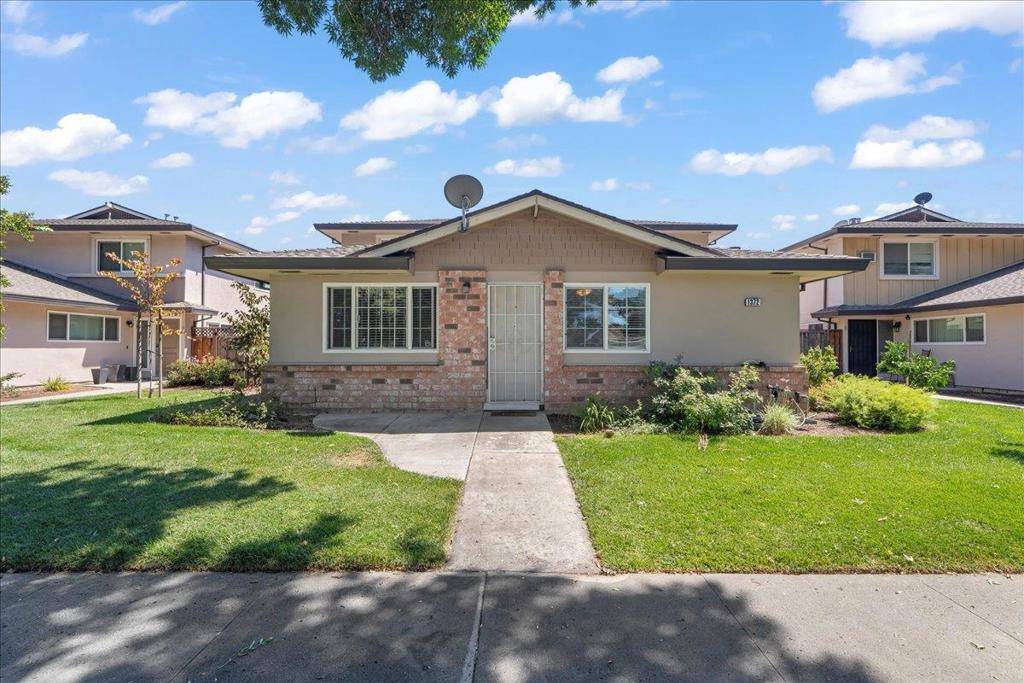 San Jose, CA 95118,1372 Branham LN #1