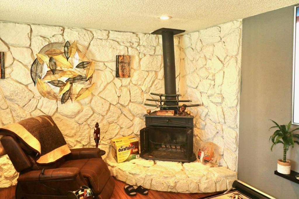 Pittsburg, CA 94565,6 Linscheid DR