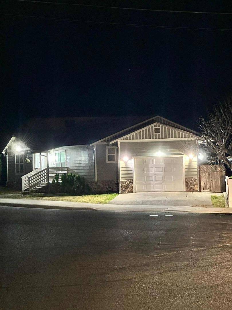 Pittsburg, CA 94565,6 Linscheid DR