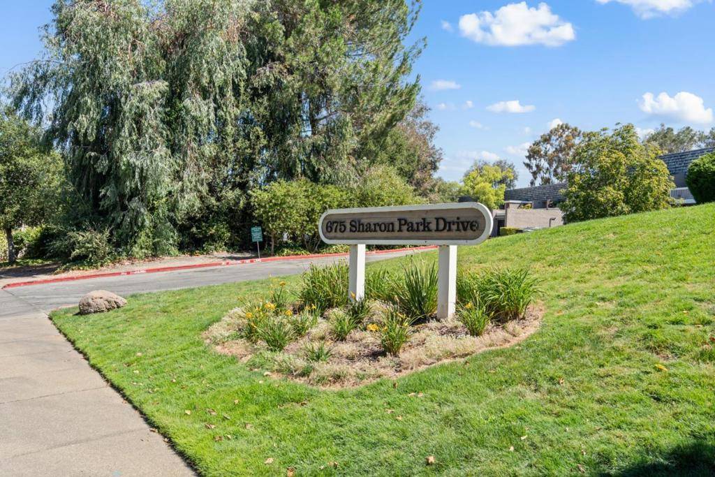 Menlo Park, CA 94025,675 Sharon Park DR #101