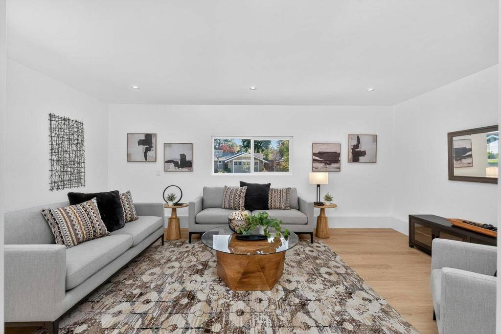 Los Gatos, CA 95032,209 Nob Hill WAY
