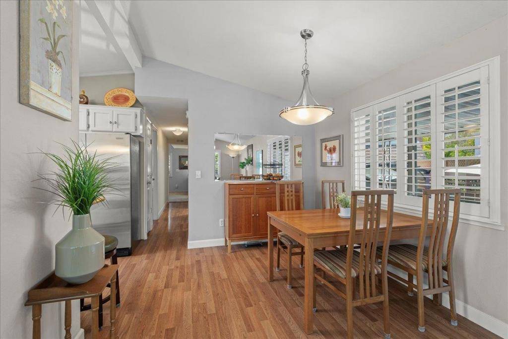 Mountain View, CA 94041,501 Moorpark WAY