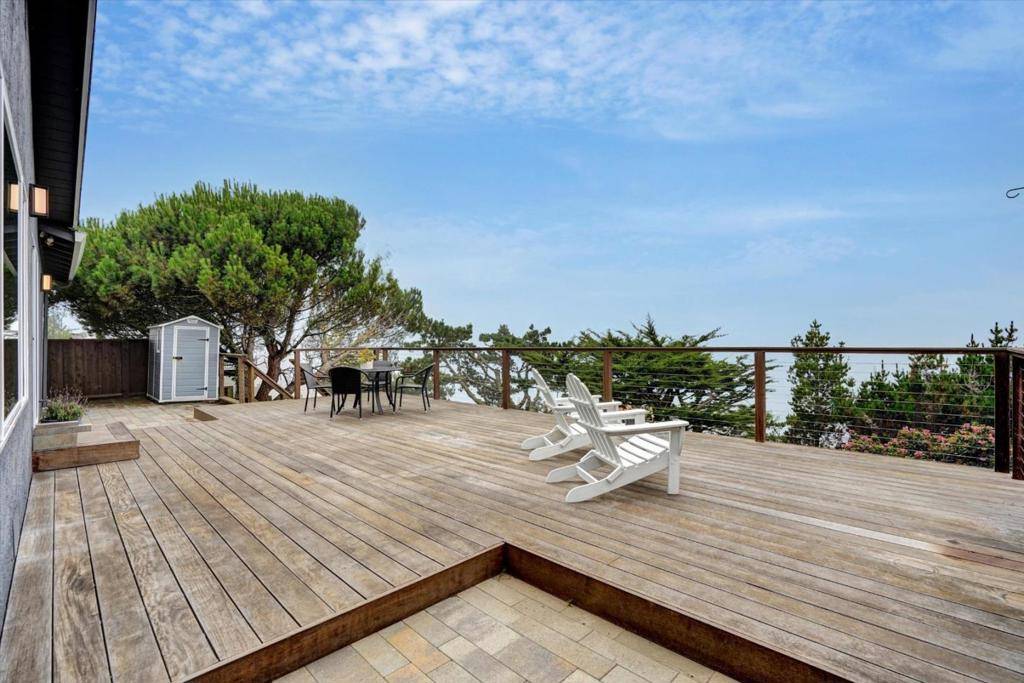 Pacifica, CA 94044,552 Heathcliff DR