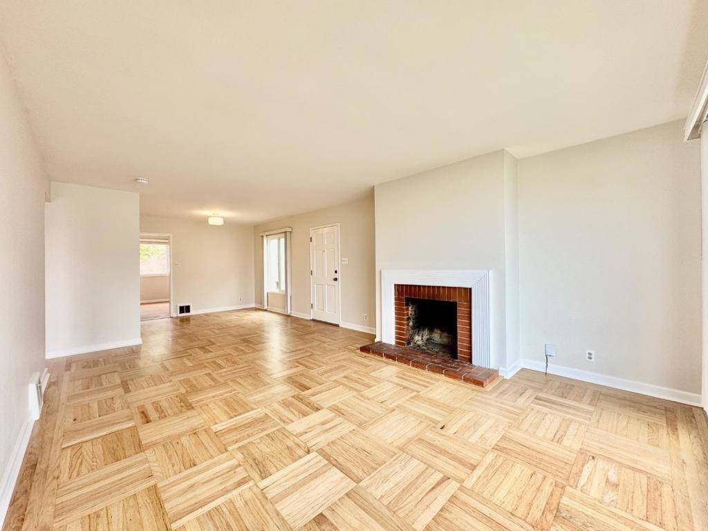 Daly City, CA 94015,31 Crestview AVE