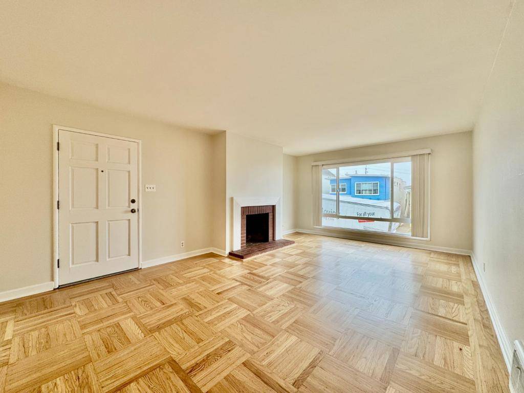 Daly City, CA 94015,31 Crestview AVE