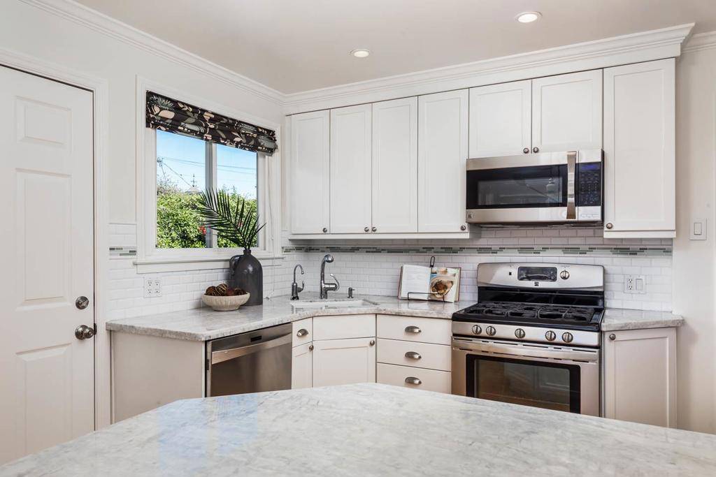 San Mateo, CA 94403,316 Del Rosa WAY