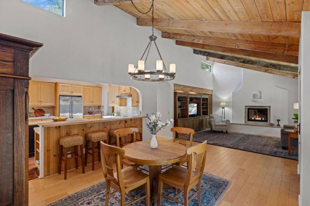 Carmel Valley, CA 93924,11660 Mccarthy RD