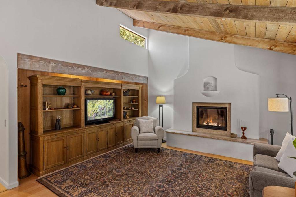 Carmel Valley, CA 93924,11660 Mccarthy RD