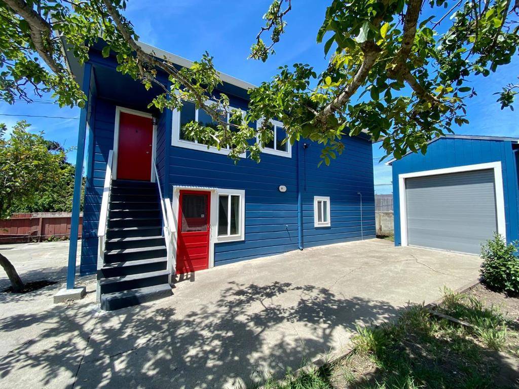 South San Francisco, CA 94080,1076 Grand AVE