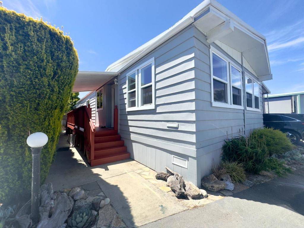 Santa Cruz, CA 95062,2355 Brommer ST