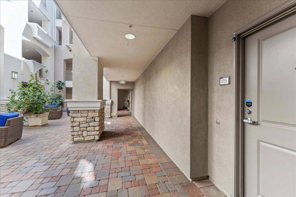 Campbell, CA 95008,912 Campisi WAY #115