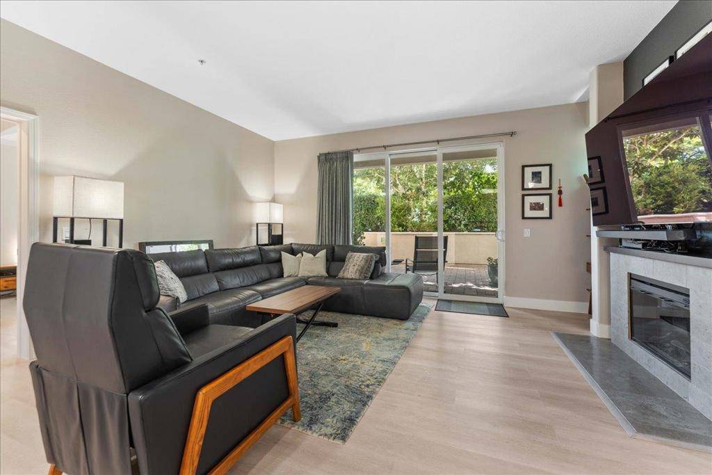 Campbell, CA 95008,912 Campisi WAY #115