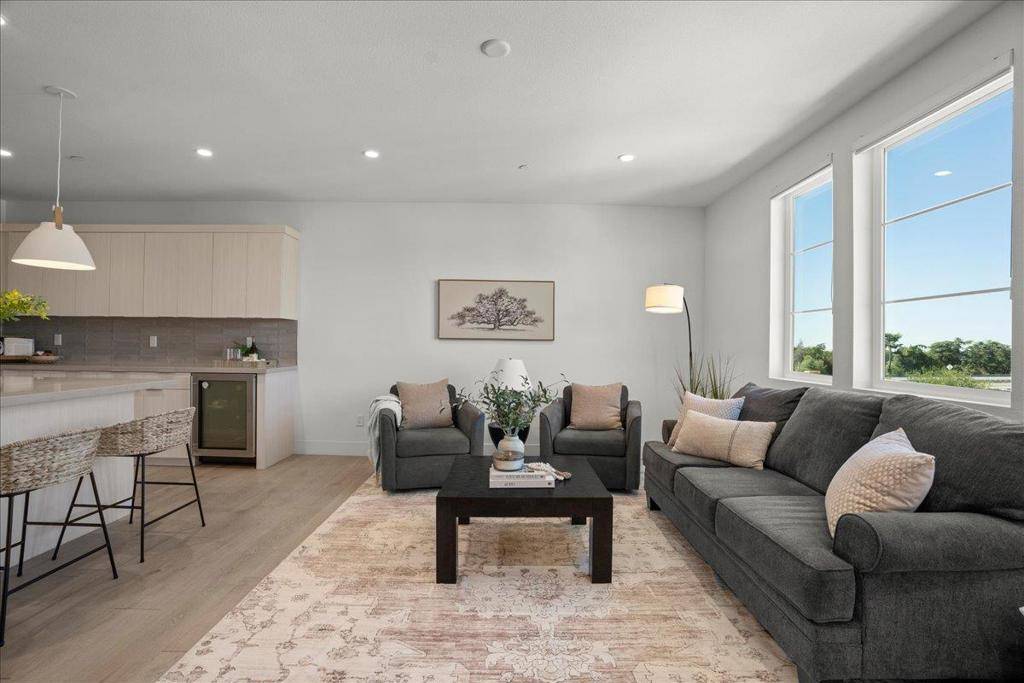 Los Gatos, CA 95032,16293 Gellatt CT