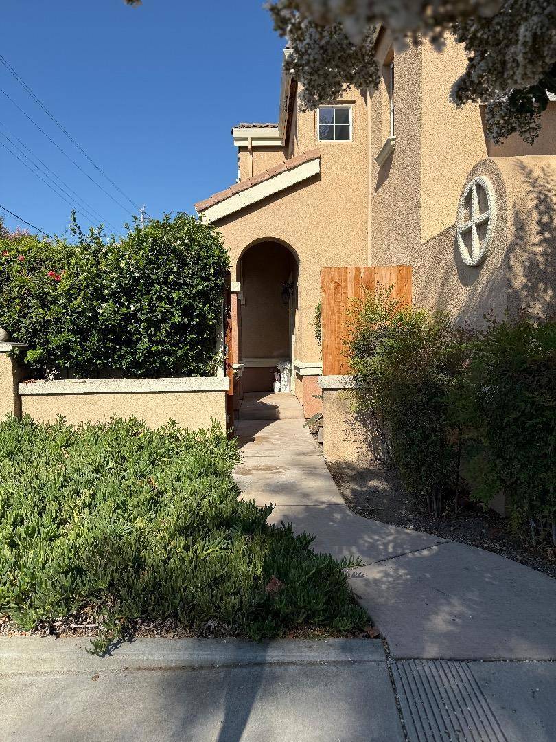 San Jose, CA 95123,5593 Cedar Garden CT