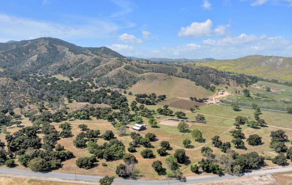 Hollister, CA 95023,770 Limekiln RD