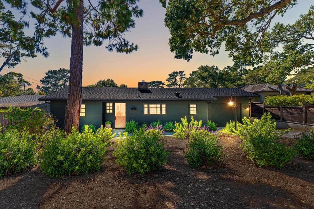 Carmel, CA 93921,2 NW of 13th AVE
