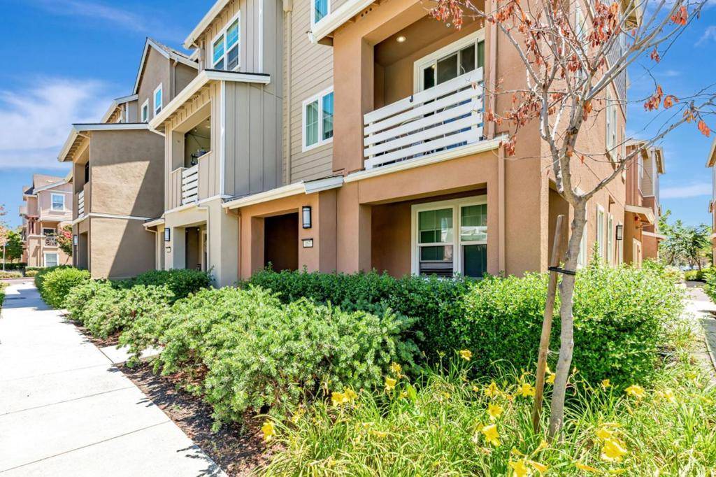 Morgan Hill, CA 95037,157 Triggs LN