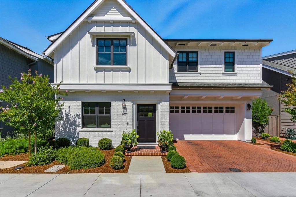 Los Gatos, CA 95032,207 Oak Tree CIR