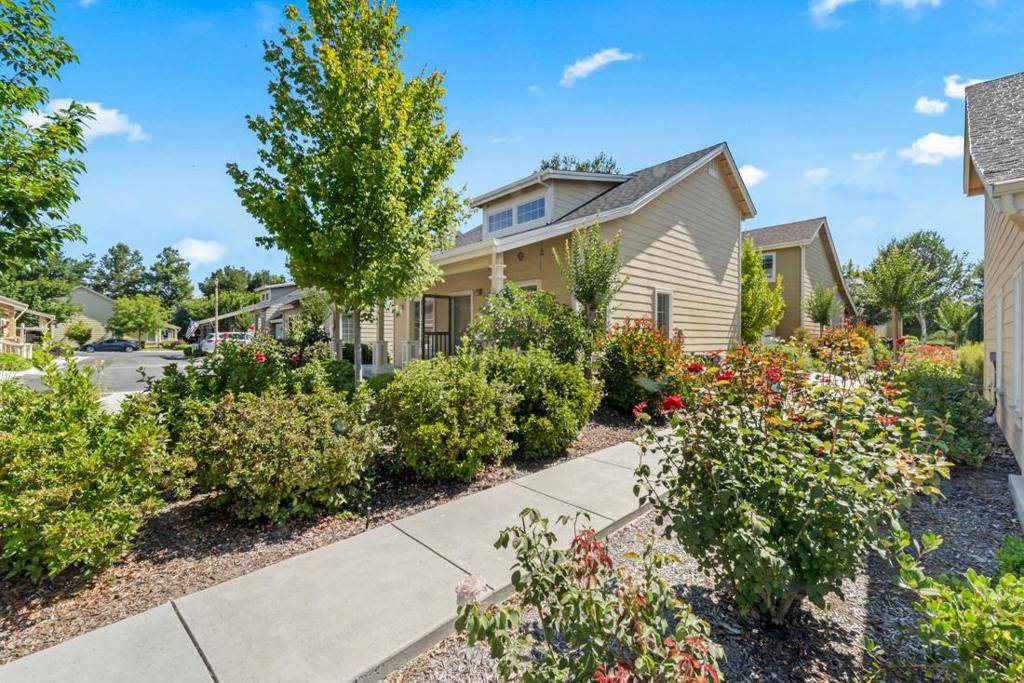 Gilroy, CA 95020,1544 Rosette WAY