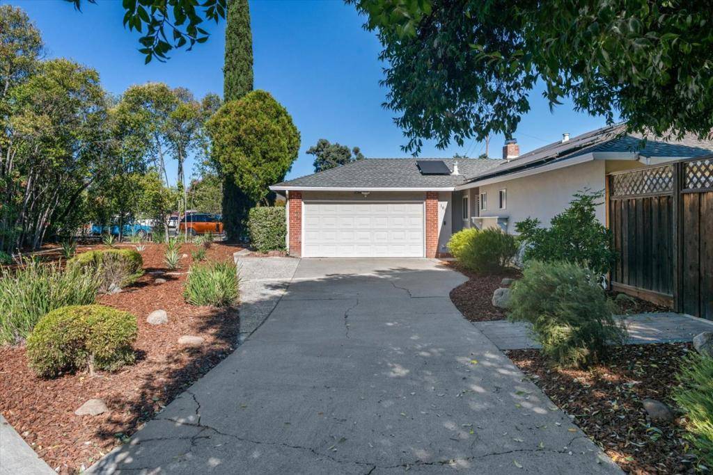 Los Gatos, CA 95032,100 Highland Oaks DR