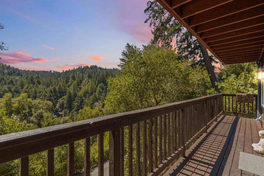 Boulder Creek, CA 95006,325 Vista TER
