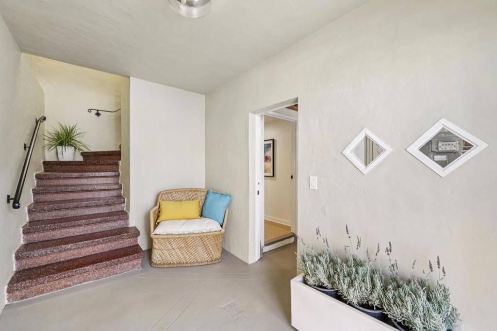 San Francisco, CA 94112,274 Maynard ST